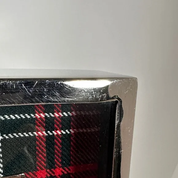 Pottery Barn Lynbrook Plaid 4”x6” Picture Frame - Picture 6 of 9